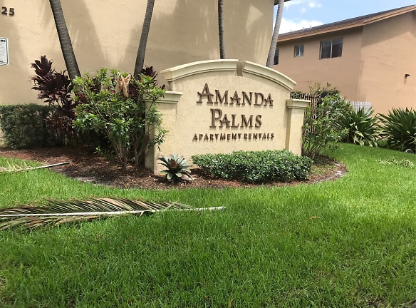 Amanda Palms Apartments - Hialeah, FL