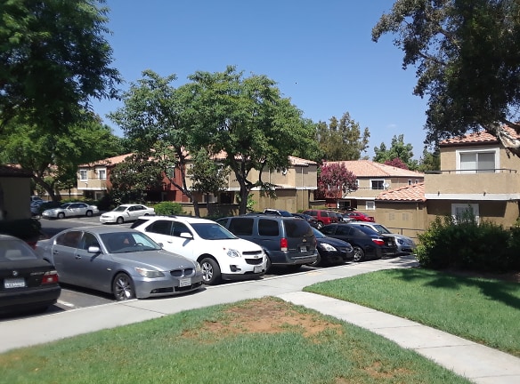 Oasis Townhomes Apartments - Loma Linda, CA
