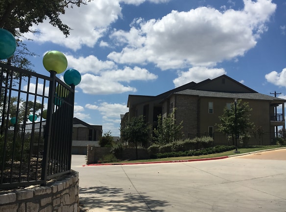 WESTINGHOUSE POINTE APARTMENTS - Georgetown, TX