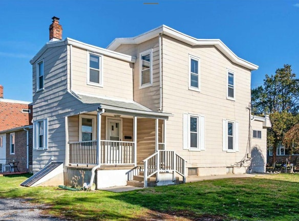 24 S Sycamore Ave unit B - Clifton Heights, PA