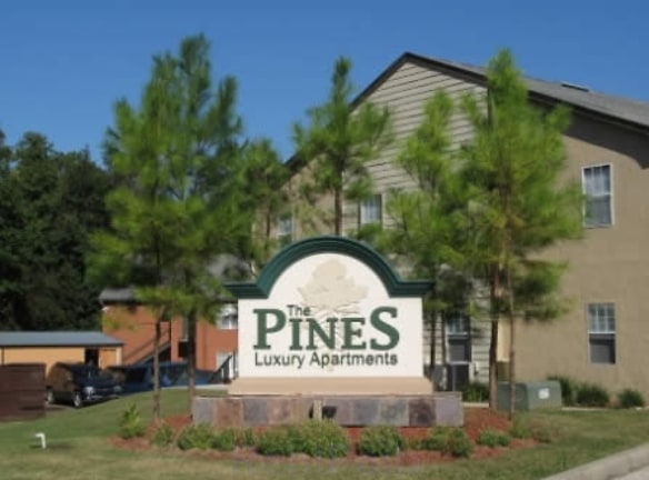 The Pines At Glen Pointe - Tallahassee, FL