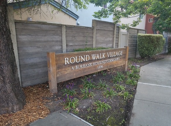 Round Walk Village Apartments - Petaluma, CA