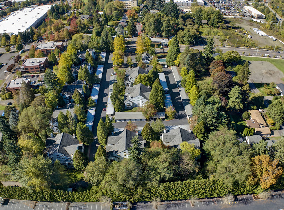 Hampton Park Apartments - Portland, OR
