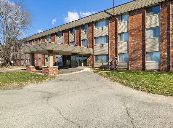 The District Apartments - Muncie, IN
