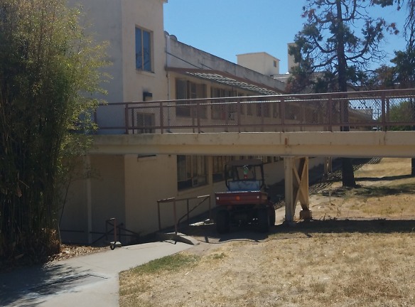 Sequoia Dawn Apts Apartments - Springville, CA