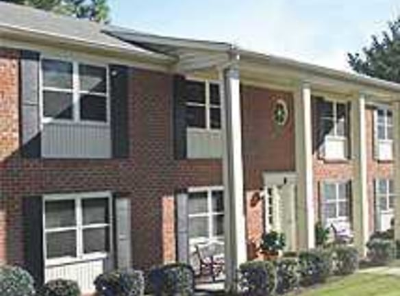 Hickman Arms Apartments - Augusta, GA