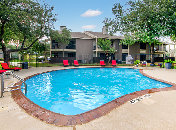 Station 121 At Town Center Apartments - North Richland Hills, TX