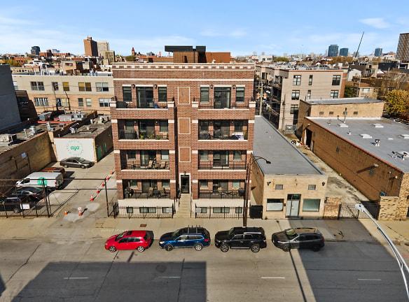 1324 W Grand Ave 1 E Apartments - Chicago, IL
