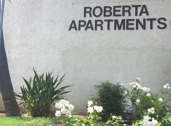 Roberta Apartments Homes - Fullerton, CA