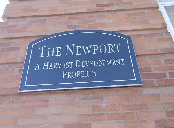 The Newport Apartments - Omaha, NE