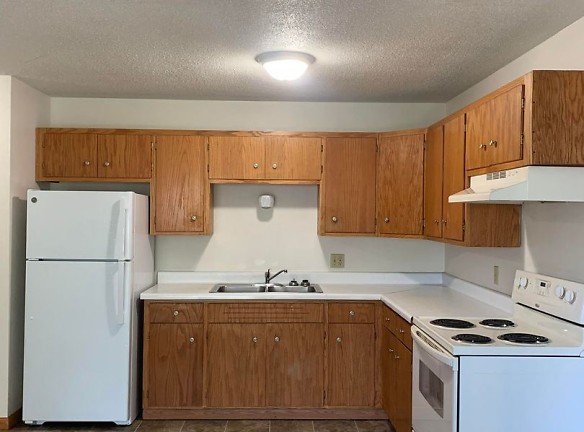 North Side Apartment - Fargo, ND