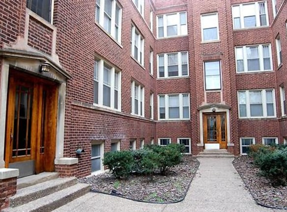 4844 W Wrightwood Ave unit B1 - Chicago, IL