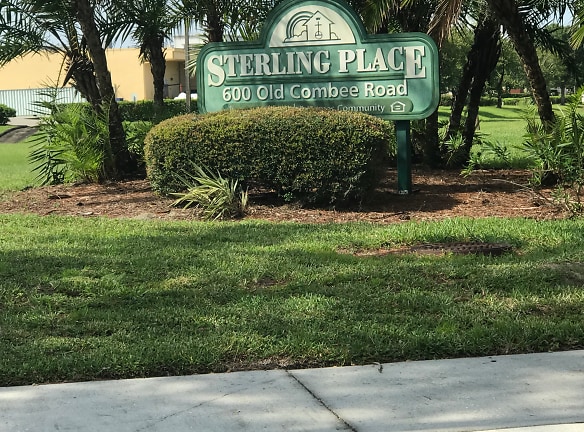 Sterling Place Apartments - Lakeland, FL