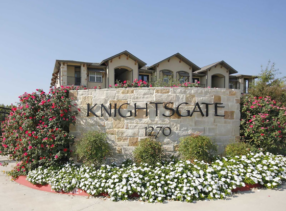 Knightsgate Apartments - College Station, TX