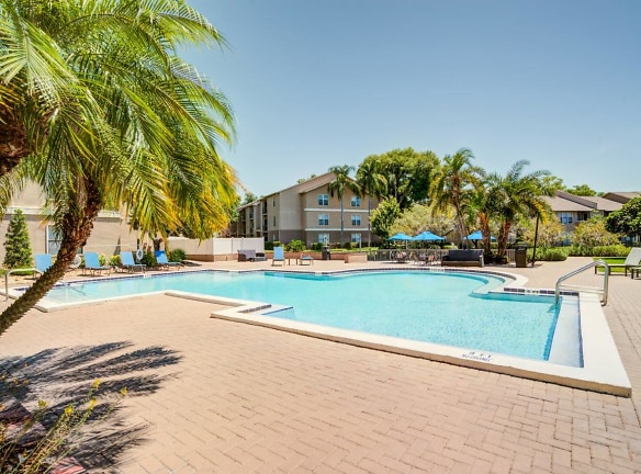 Tuscany Pointe Apartments - Tampa, FL