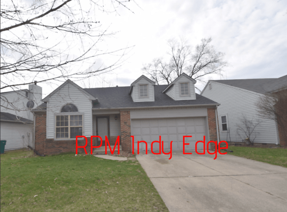 7744 Park North Lake Dr - Indianapolis, IN