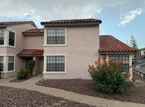 6415 N Tierra De Las Catalinas - Tucson, AZ