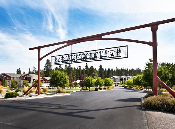 Pine Valley Ranch Apartments - Spokane, WA