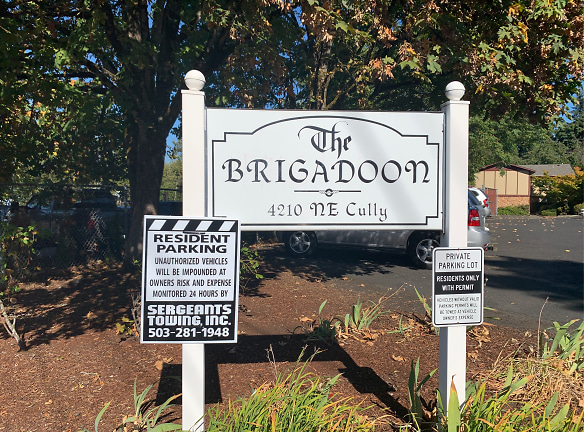 The Brigadoon Apartments - Portland, OR