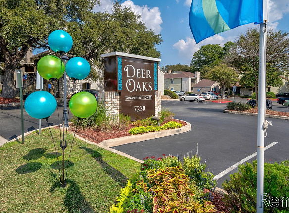 Deer Oaks Apartments - San Antonio, TX
