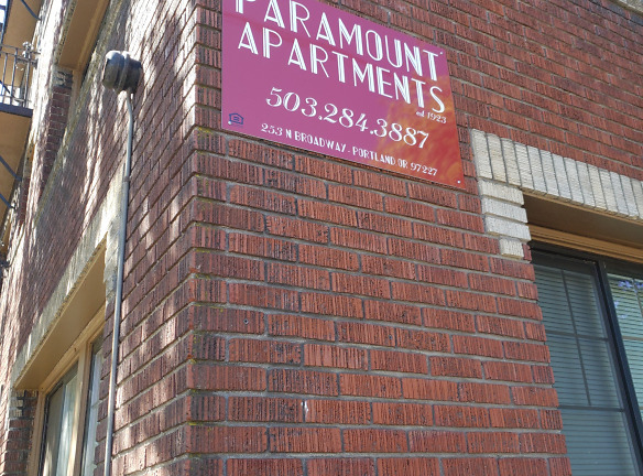 Paramount Apartments - Portland, OR