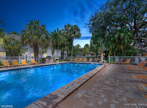 Sarasota South Apartments - Bradenton, FL