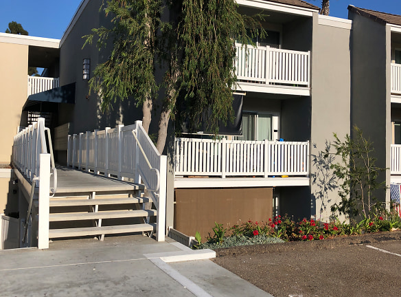 Modernaire Apartments - San Diego, CA