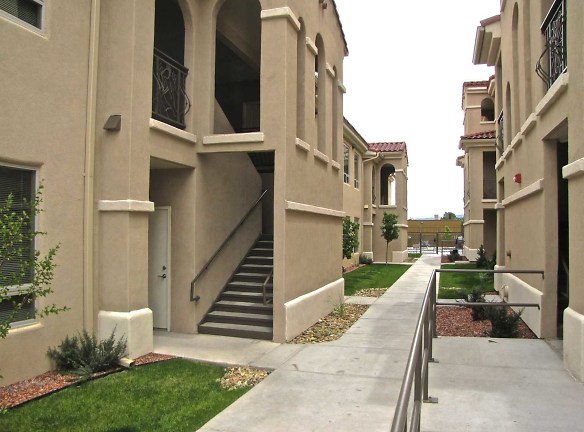 Rancho Del Cielo Apartments - Albuquerque, NM
