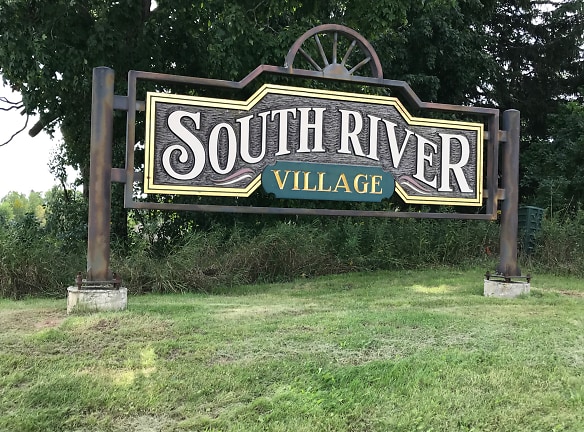 South River Village Apartments - Plymouth, WI