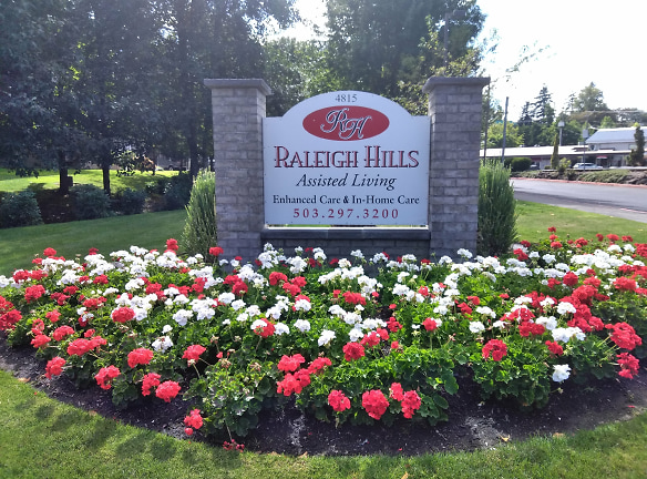 Raleigh Hills Assisted Living Apartments - Portland, OR