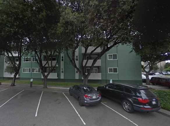 Hyde Park Apartments - San Leandro, CA