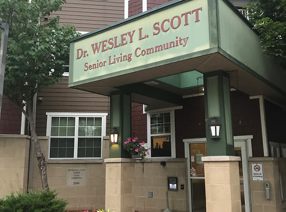 Dr Wesley Scott Senior Living Apartments - Milwaukee, WI