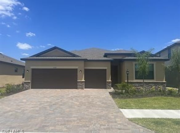 3360 Menores Wy - Fort Myers, FL