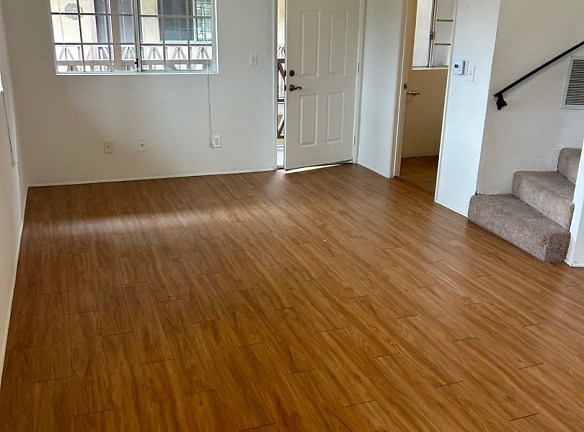 1460 N Mansfield Ave unit 319 - Los Angeles, CA