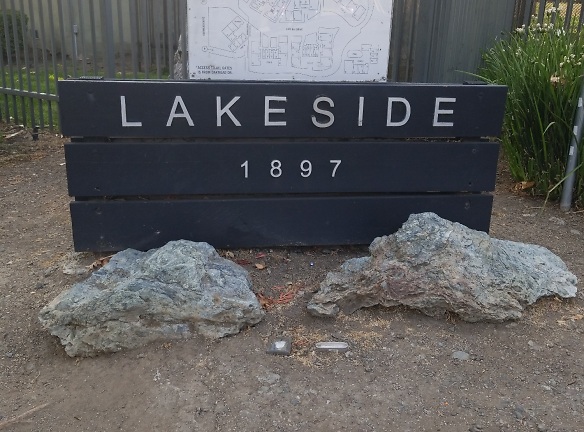 Lakeside Apartments - Concord, CA
