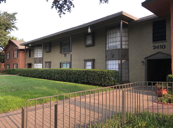 Chapel Creek Apartments - Dallas, TX