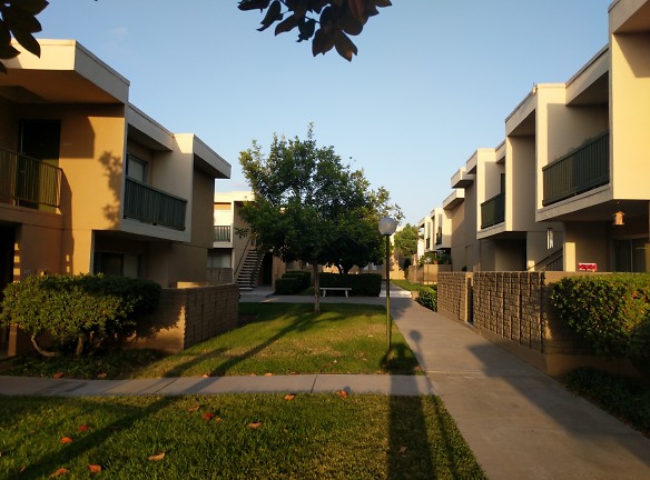 Lexington Green Apartments - El Cajon, CA