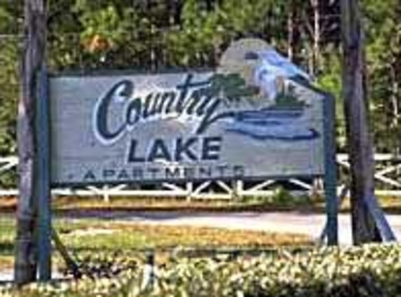 Country Lake Apartments - Sanford, FL