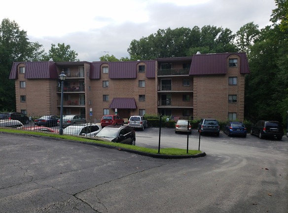 Woodbrook House Apartments 55+ - Newtown Square, PA