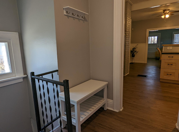 5747 Bridgetown Rd - Cincinnati, OH