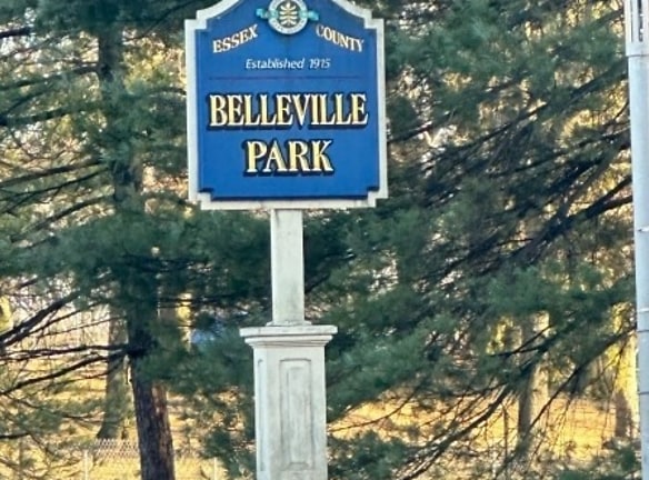 382 Belleville Ave #2R - Belleville, NJ