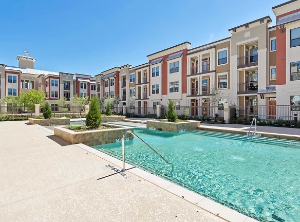Dolce Living Hometown - North Richland Hills, TX