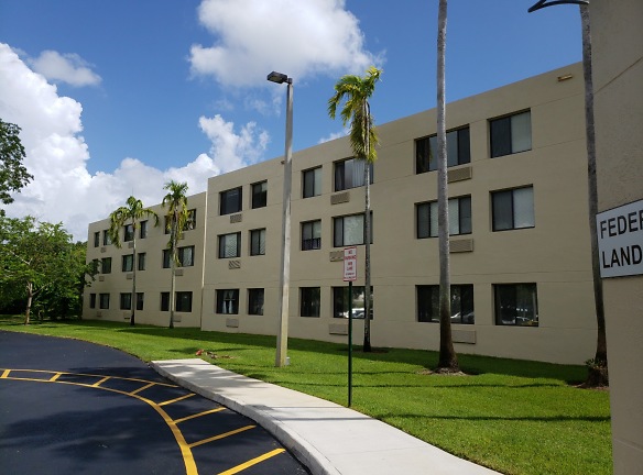 Federation Landings Apartments - Sunrise, FL