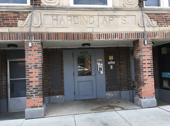 Harding Apartments - Chicago, IL