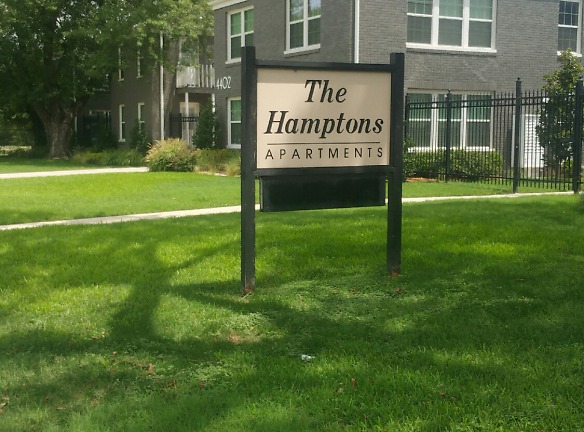 Hamptons Apartments - Dallas, TX