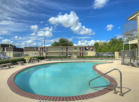 Oaks Of Baytown Apartments - Baytown, TX