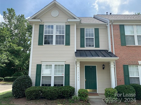 12334 Jessica Pl - Charlotte, NC