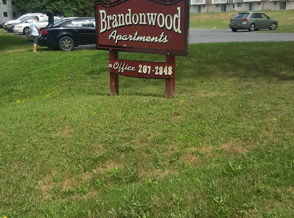 Brandonwood Apartments - Oswego, NY