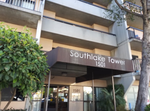 Southlake Tower Apartments - Oakland, CA