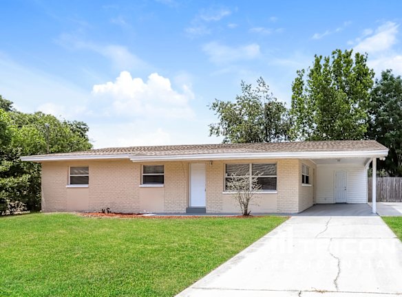 5108 Parade Street - Tampa, FL